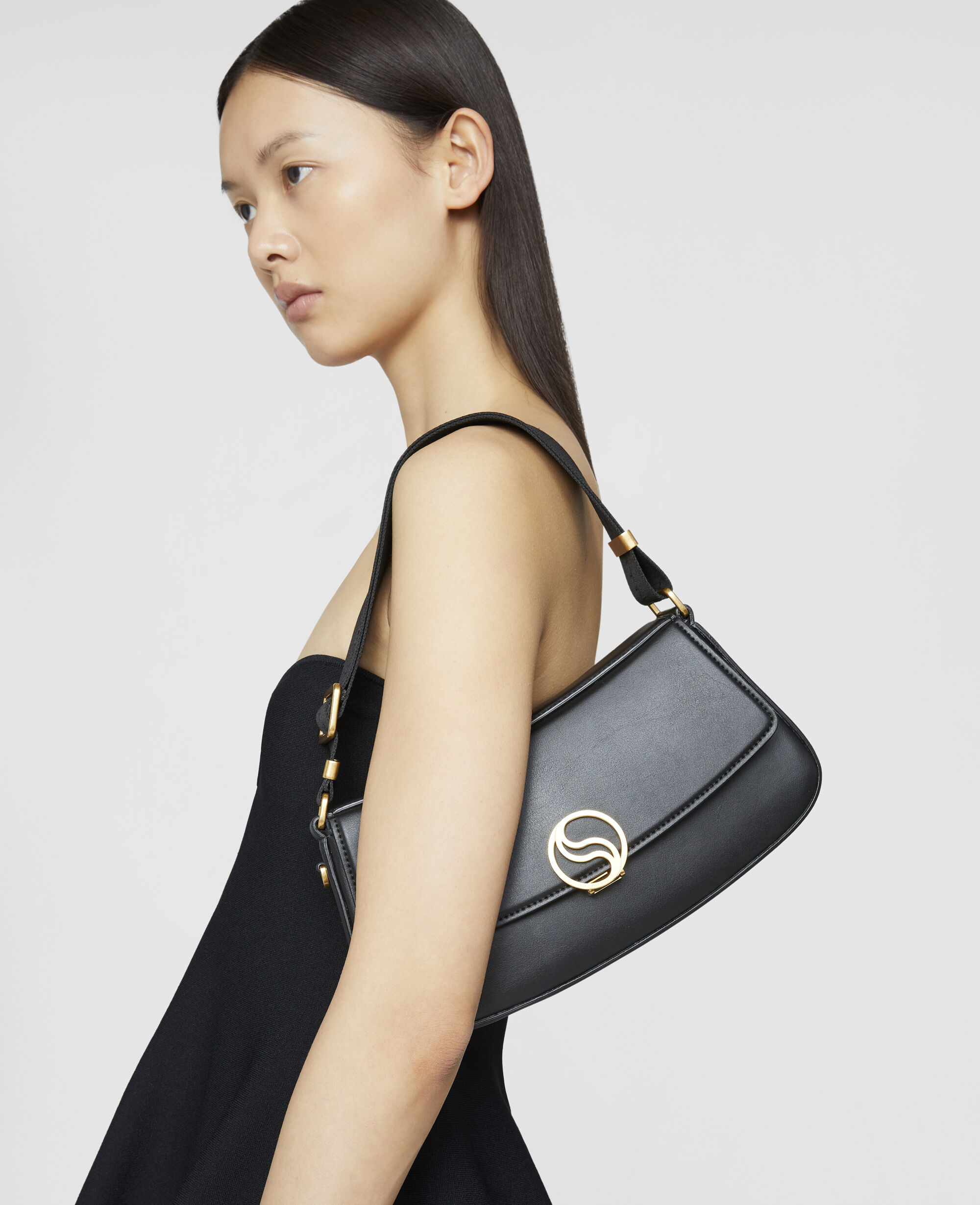 The Prototype Shoulder Bag- Black (LOW STOCK) – VIVVE COLLECTION