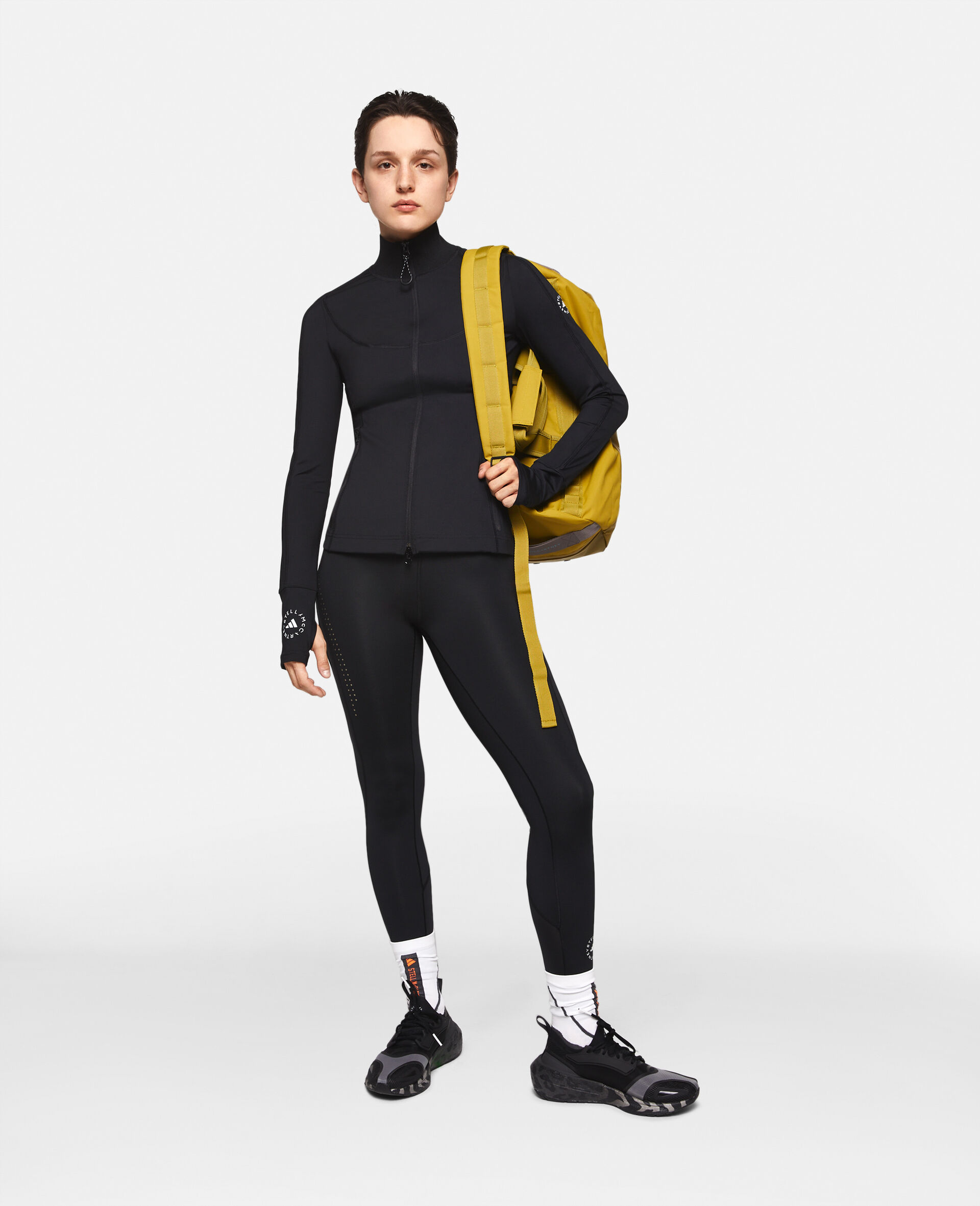 TruePurpose Training Midlayer Top-Black-model