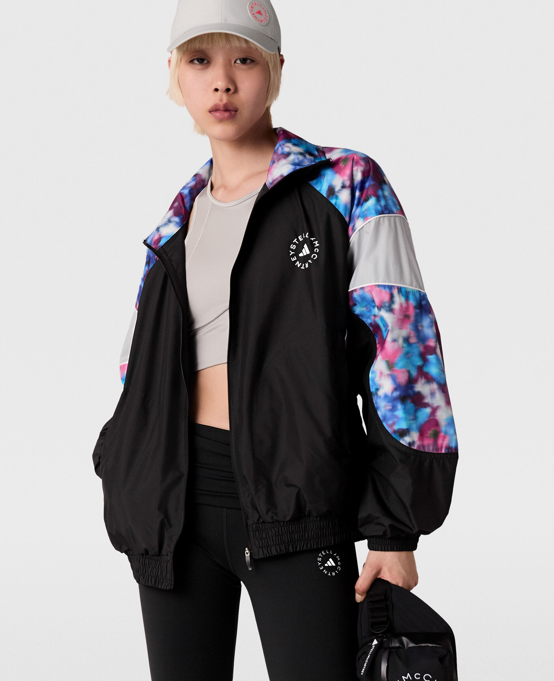 TrueCasuals Woven Tracktop-Multicolour-model