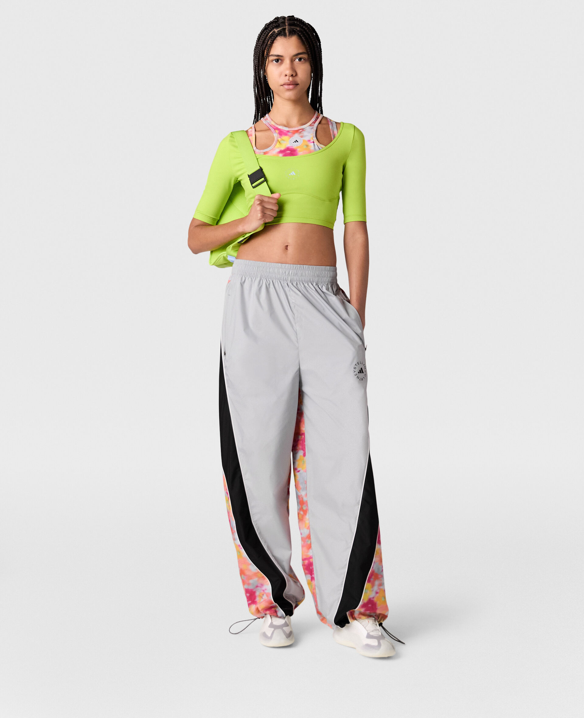 TrueCasuals Woven Trackpants-Multicoloured-model